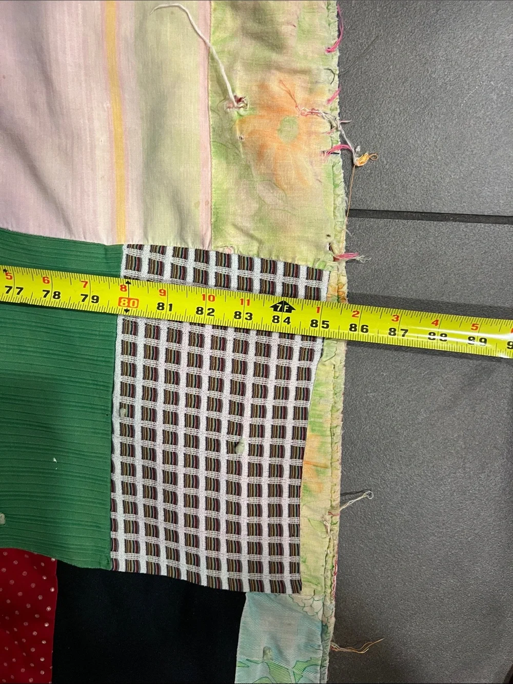 Vintage TLC Patchwork Cotton Quilt - Multicolor Floral & Polka Dot Design